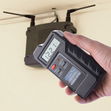 Измеритель уровня электромагнитного фона МЕГЕОН 07100 купить по низкой цене | МАКСПРОФИТ